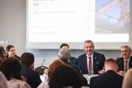 Zväčšiť fotografiu - Európskej komisii predstavili plány aj problémy vyplývajúce z transformácie regiónu - TSK_EK Zvolen_mini-7